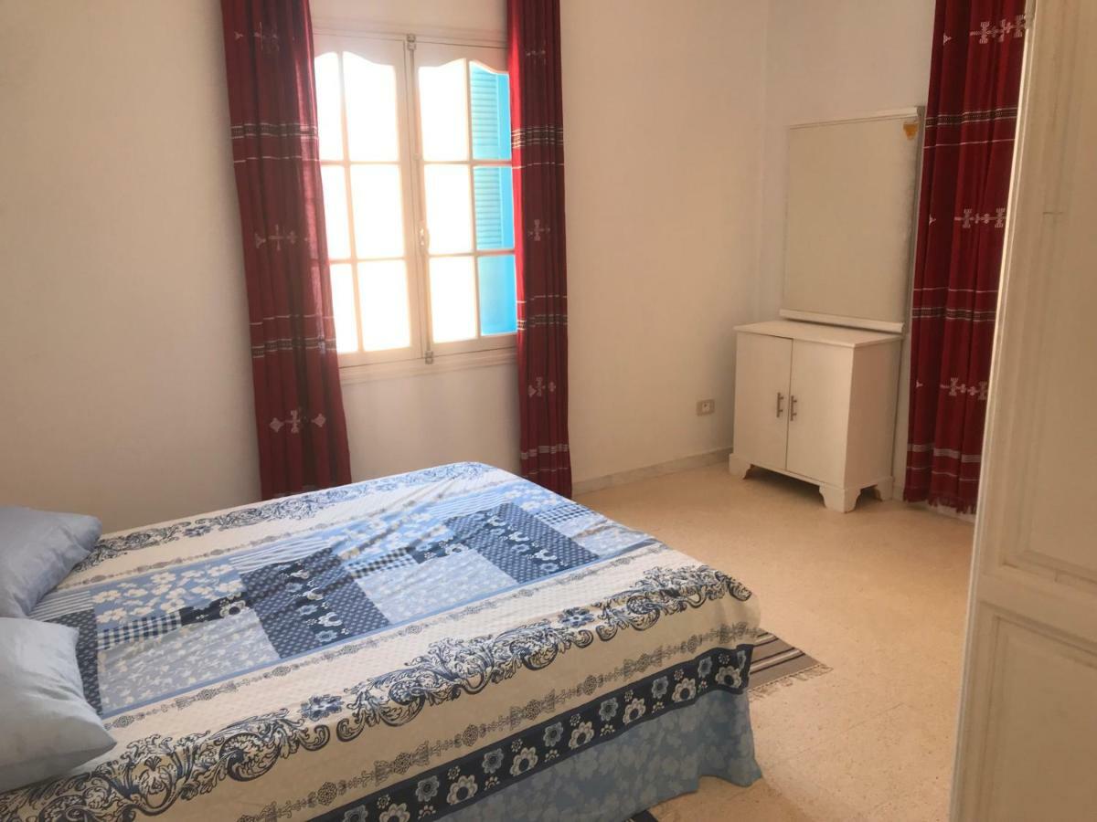 Dar El Bey Apartment Ajim Bagian luar foto